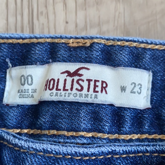 blue distressed shorts - Picture 2 of 4